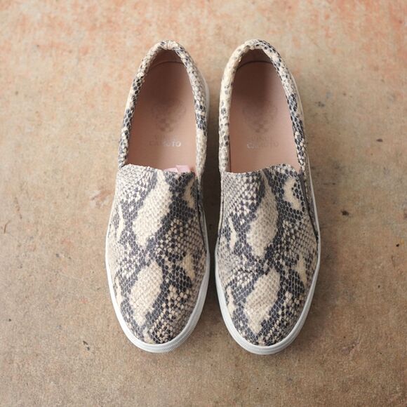 Vince Camuto Snake Print Slip On Sneakers Platform Skater Shoes Size 10 - Picture 9 of 12